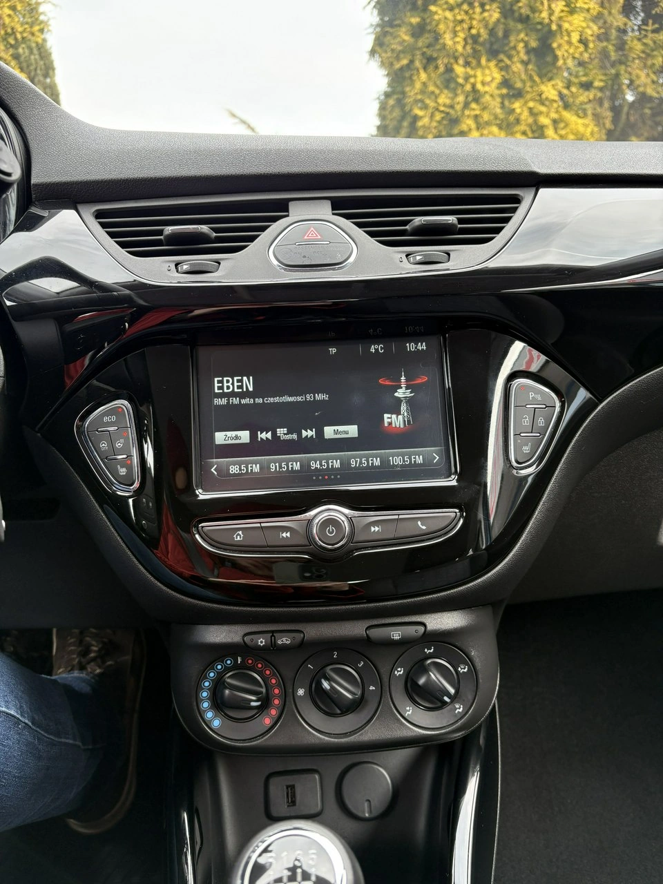 Opel Corsa - Zdjęcie 25