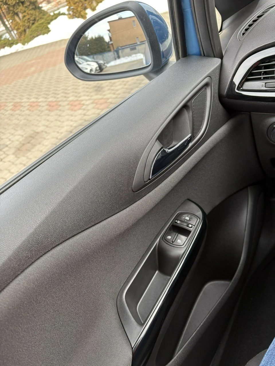 Opel Corsa - Zdjęcie 28