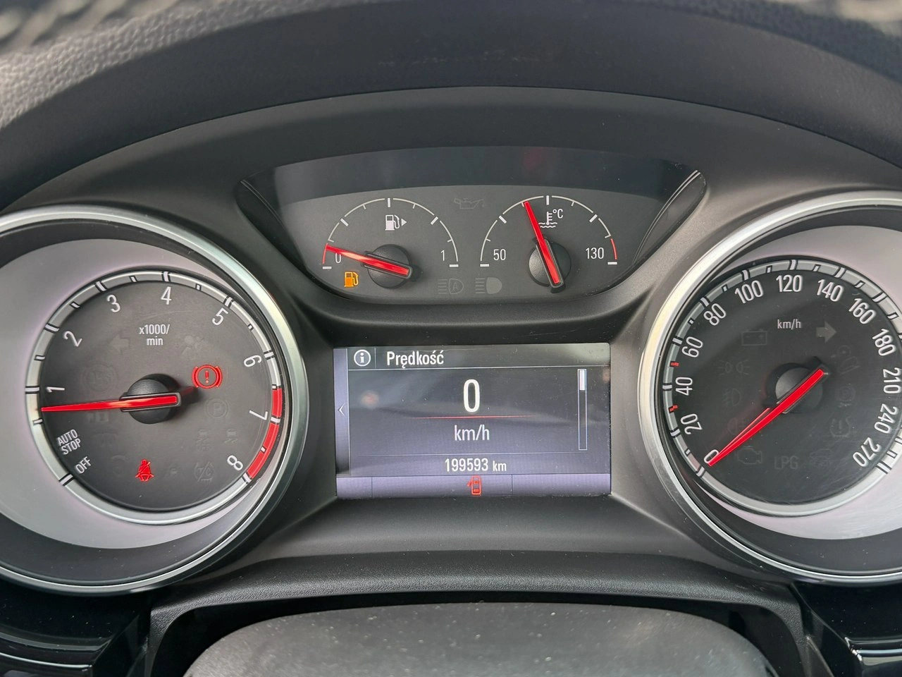 Opel Astra - Zdjęcie 28