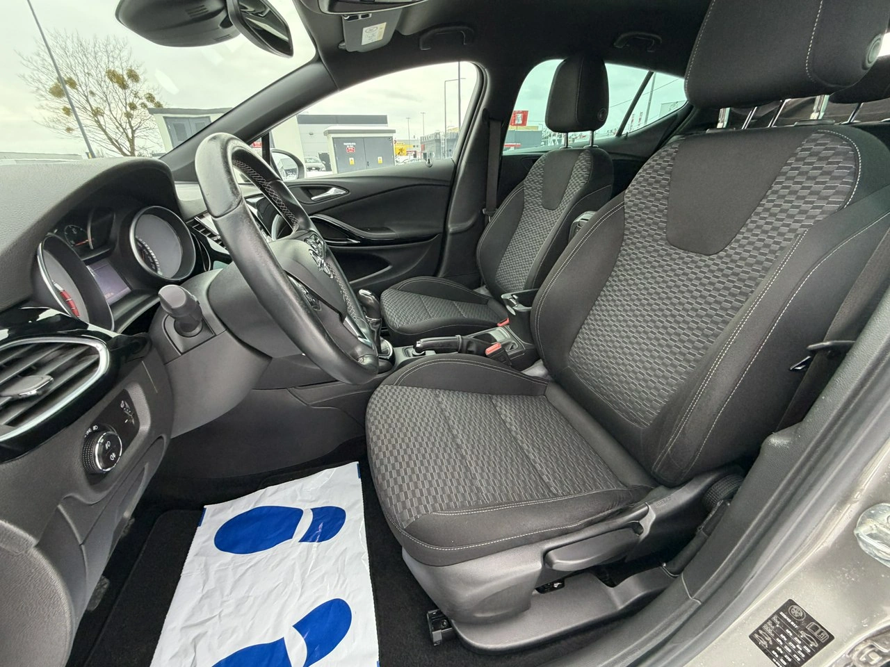 Opel Astra - Zdjęcie 19