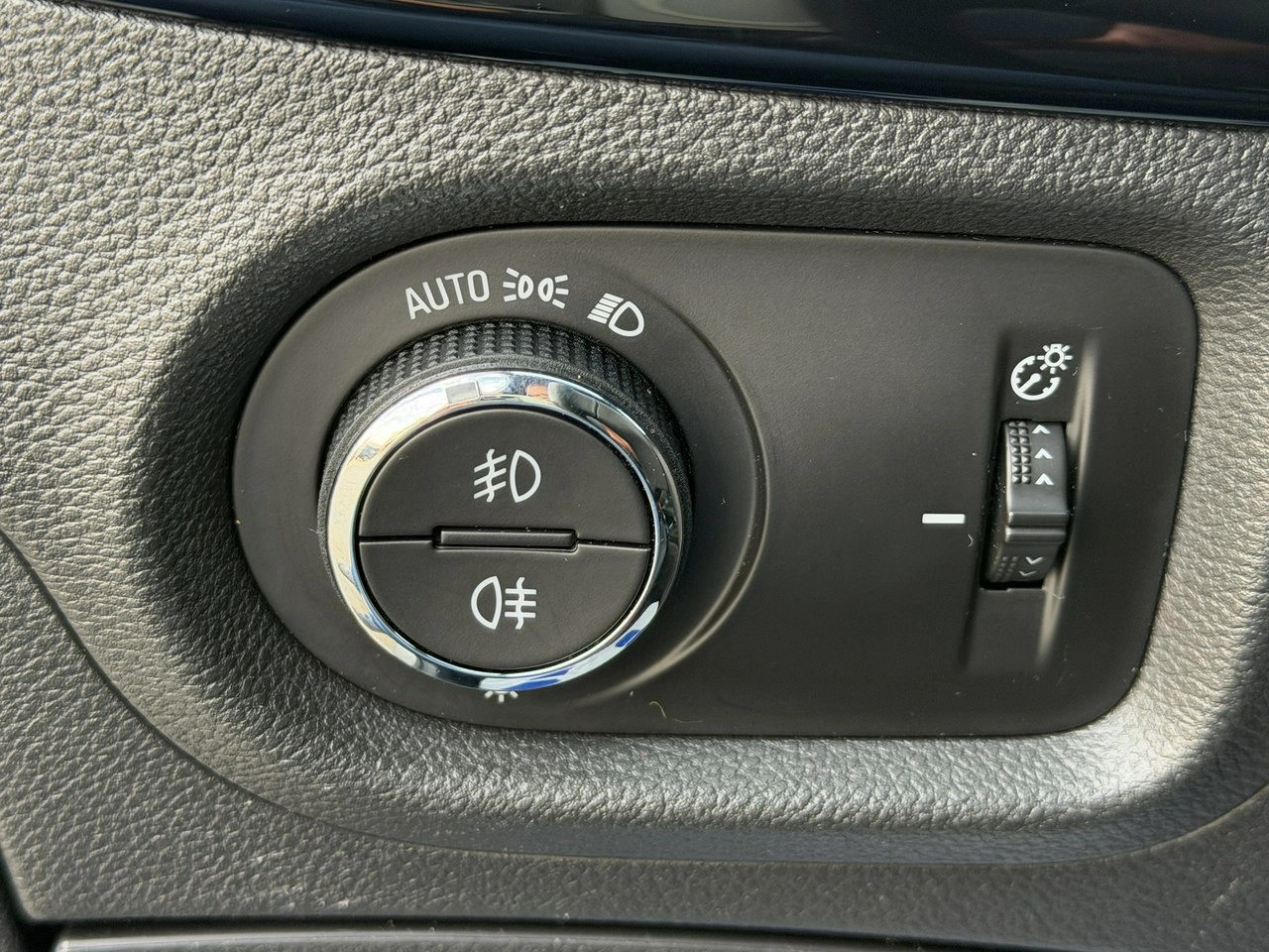 Opel Astra - Zdjęcie 14