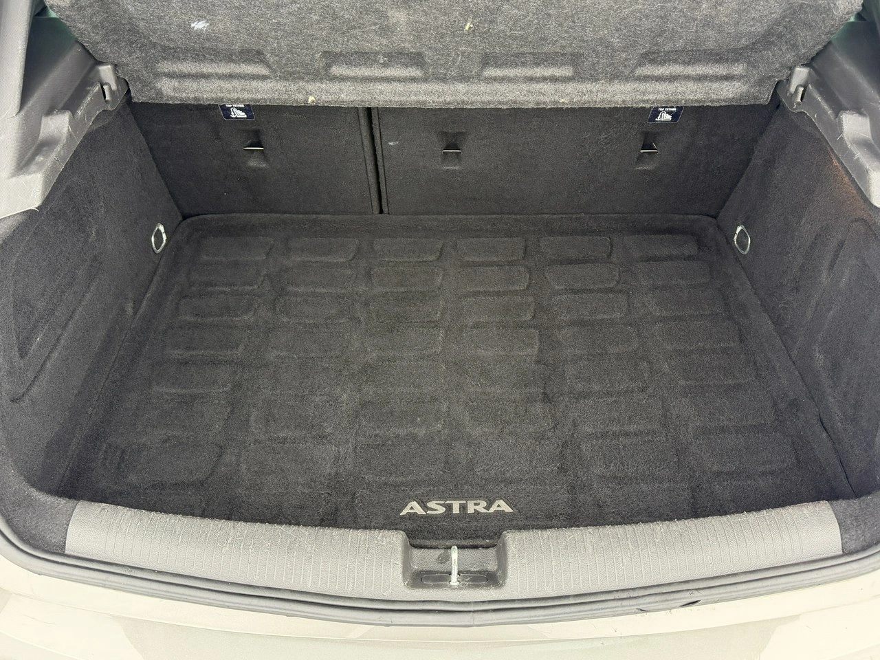 Opel Astra - Zdjęcie 38