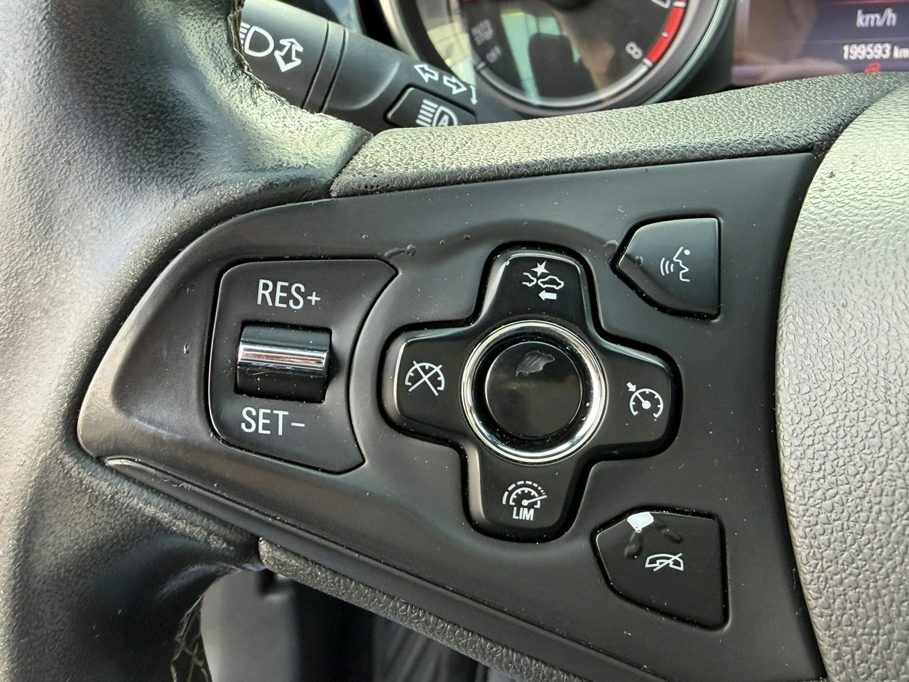 Opel Astra - Zdjęcie 21