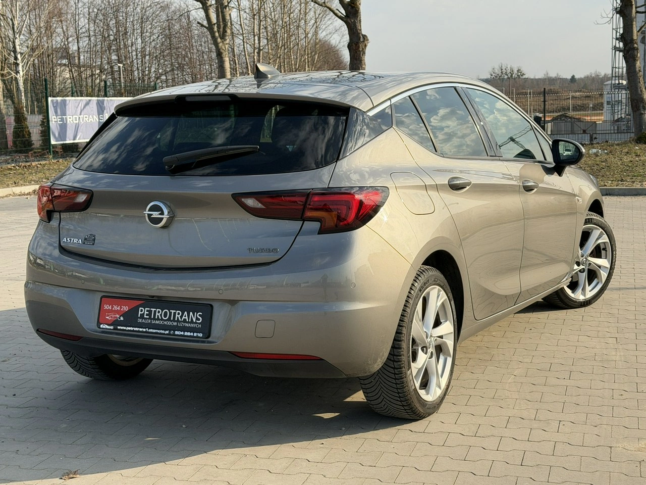 Opel Astra - Zdjęcie 9