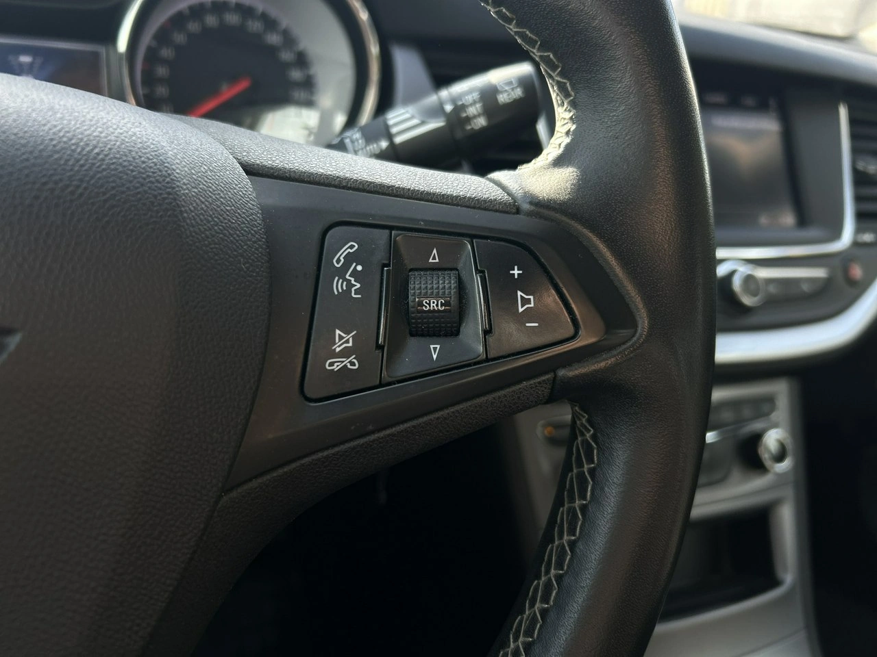 Opel Astra - Zdjęcie 6