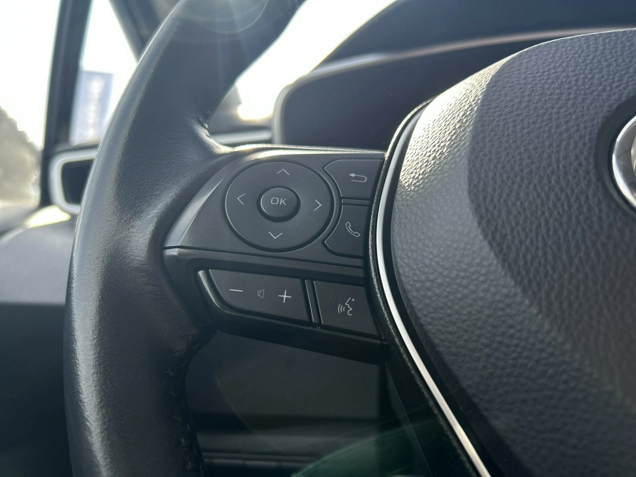 Toyota Corolla - Zdjęcie 8