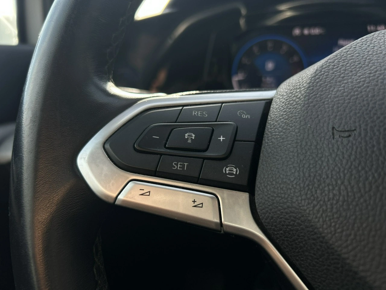 Volkswagen Golf - Zdjęcie 9