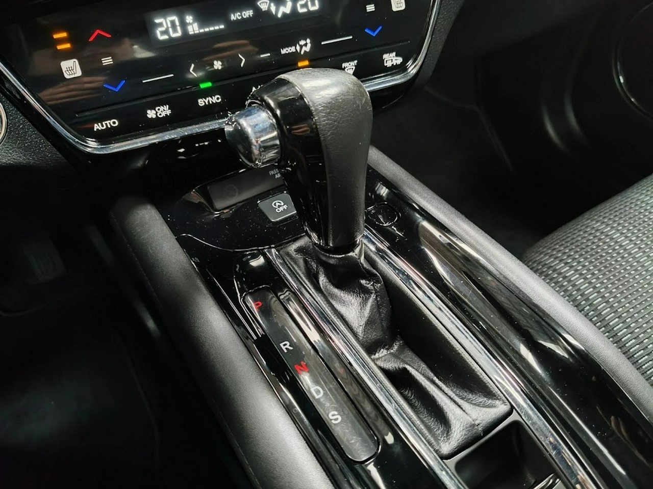 Honda HR-V - Zdjęcie 28