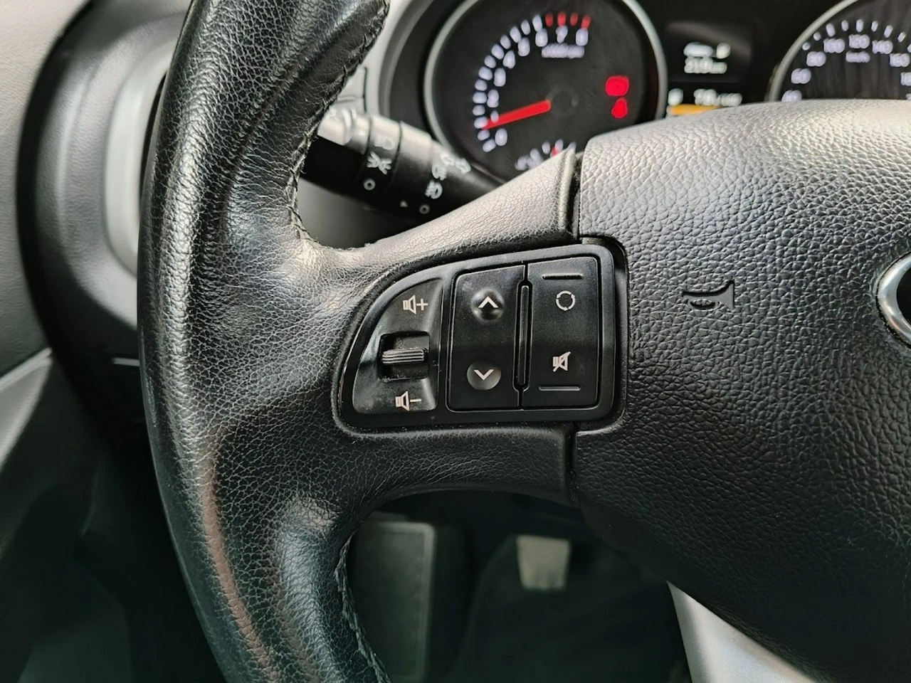 Kia Sportage - Zdjęcie 22