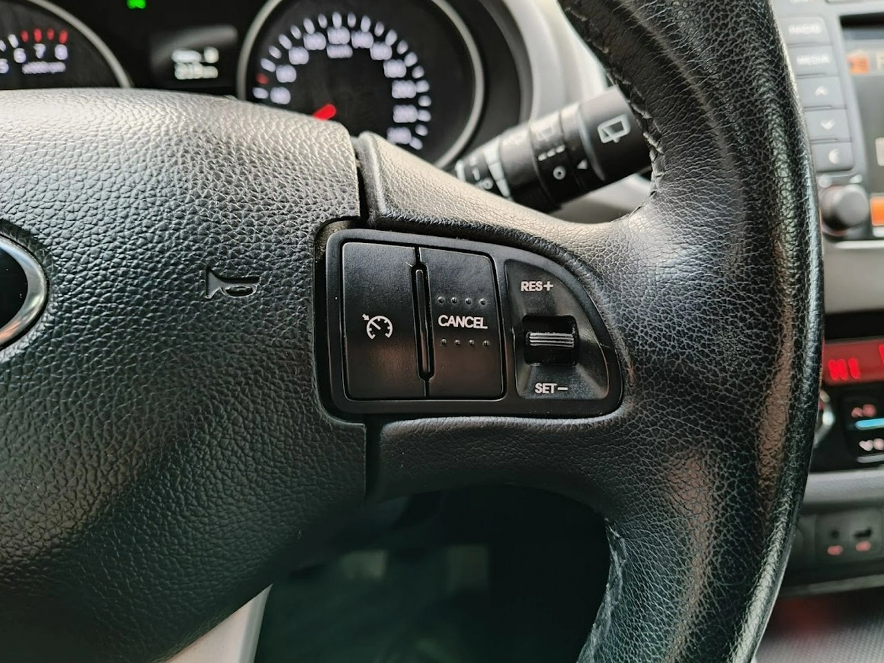 Kia Sportage - Zdjęcie 25