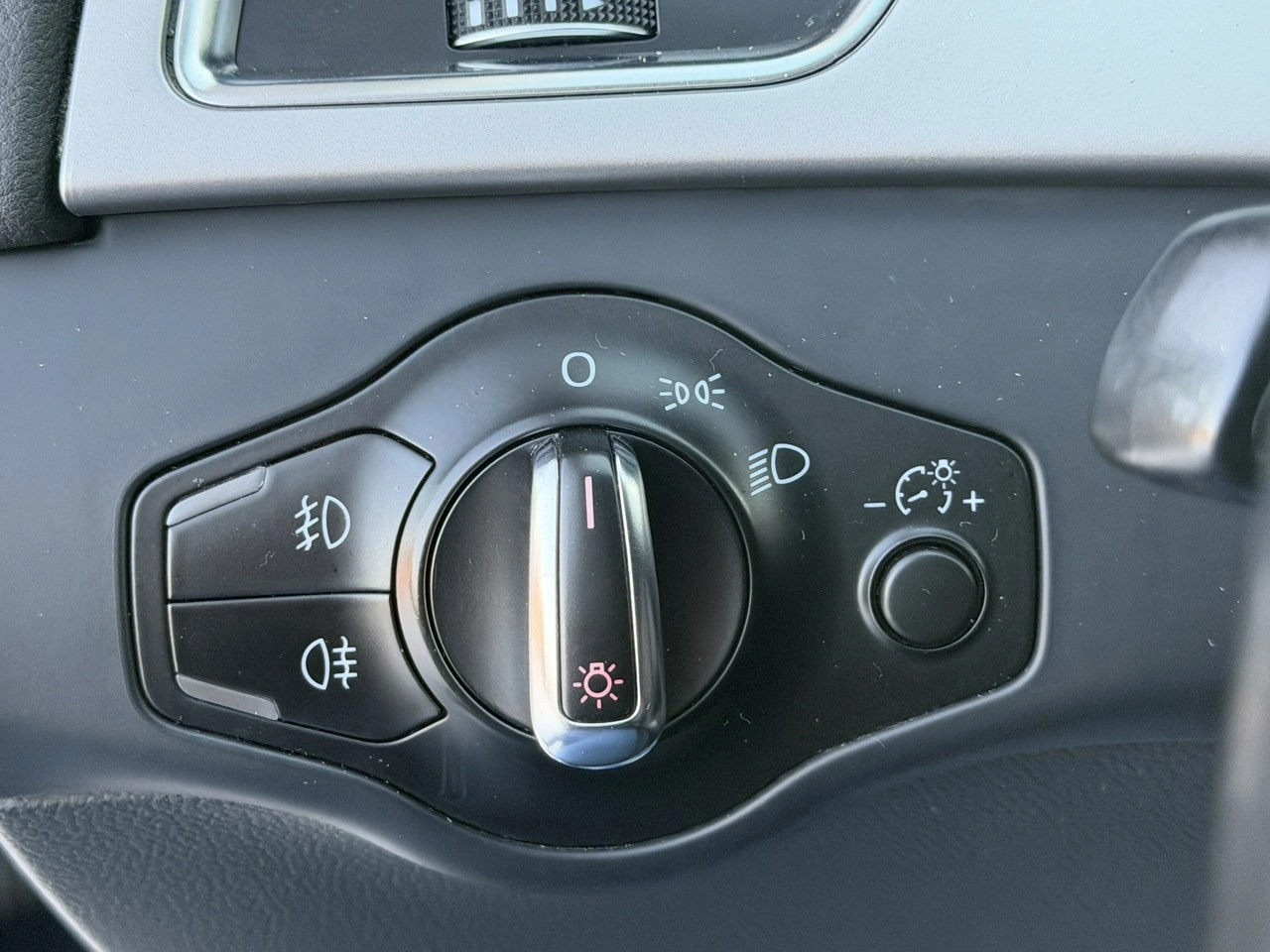 Audi A4 - Zdjęcie 17