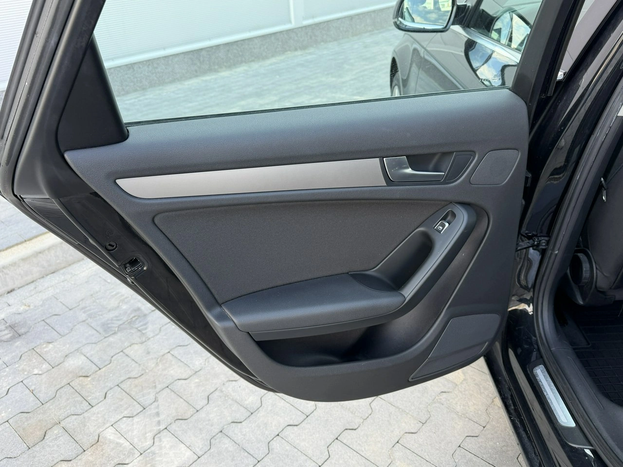 Audi A4 - Zdjęcie 28