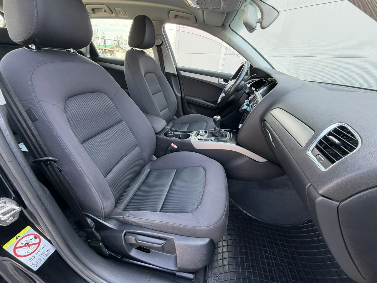 Audi A4 - Zdjęcie 33