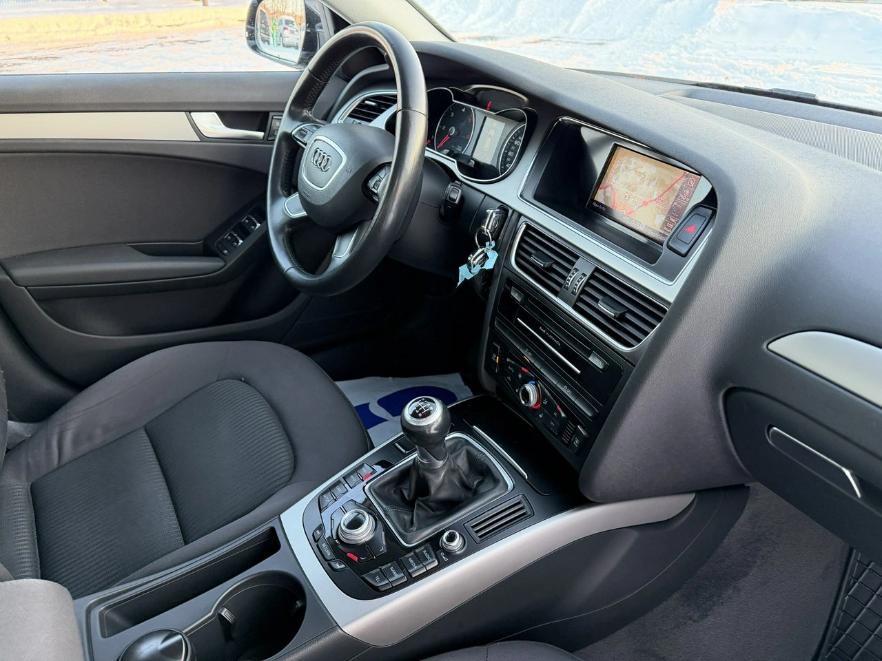 Audi A4 - Zdjęcie 37