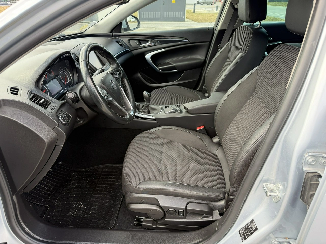 Opel Insignia - Zdjęcie 15