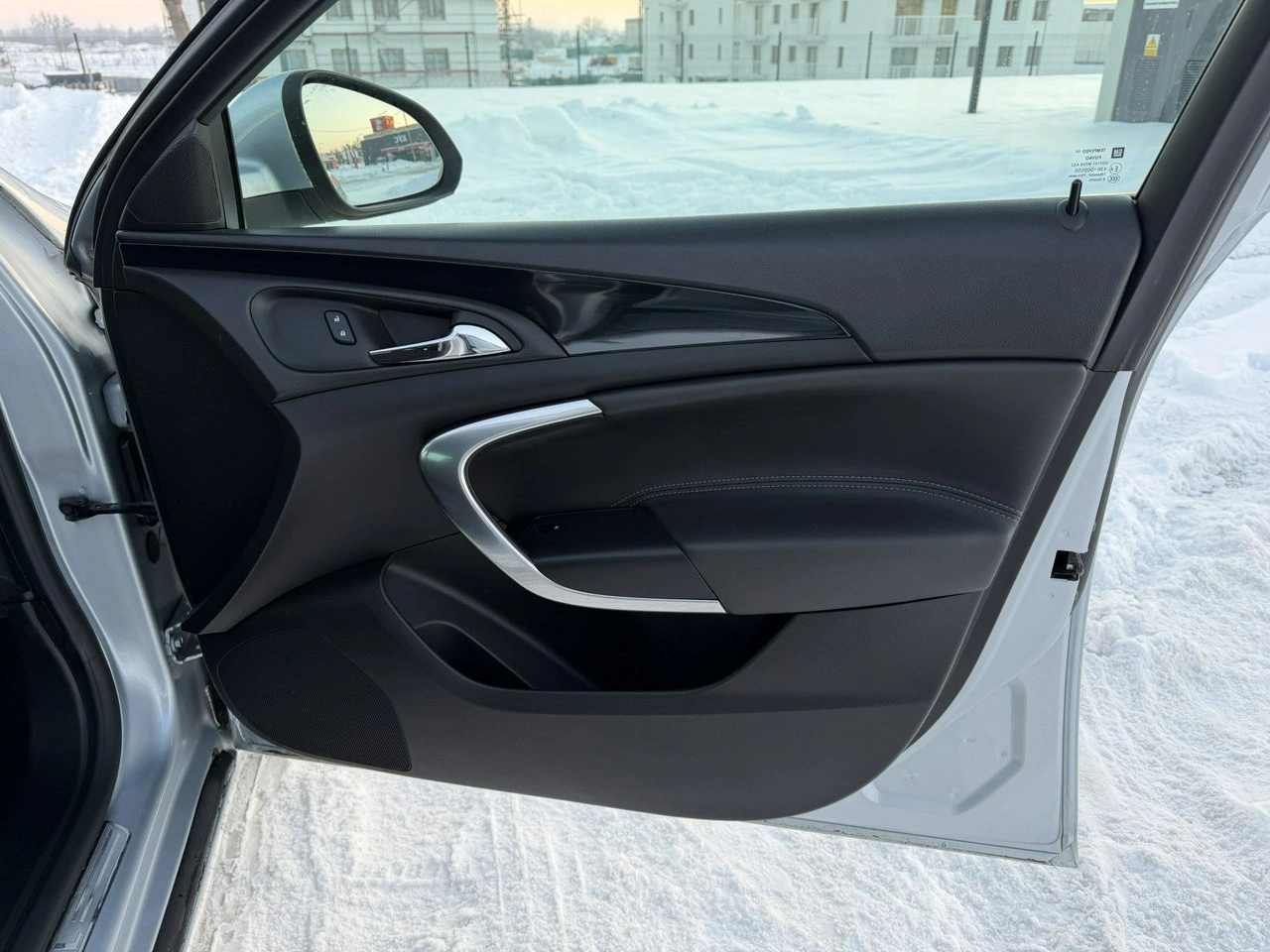 Opel Insignia - Zdjęcie 28