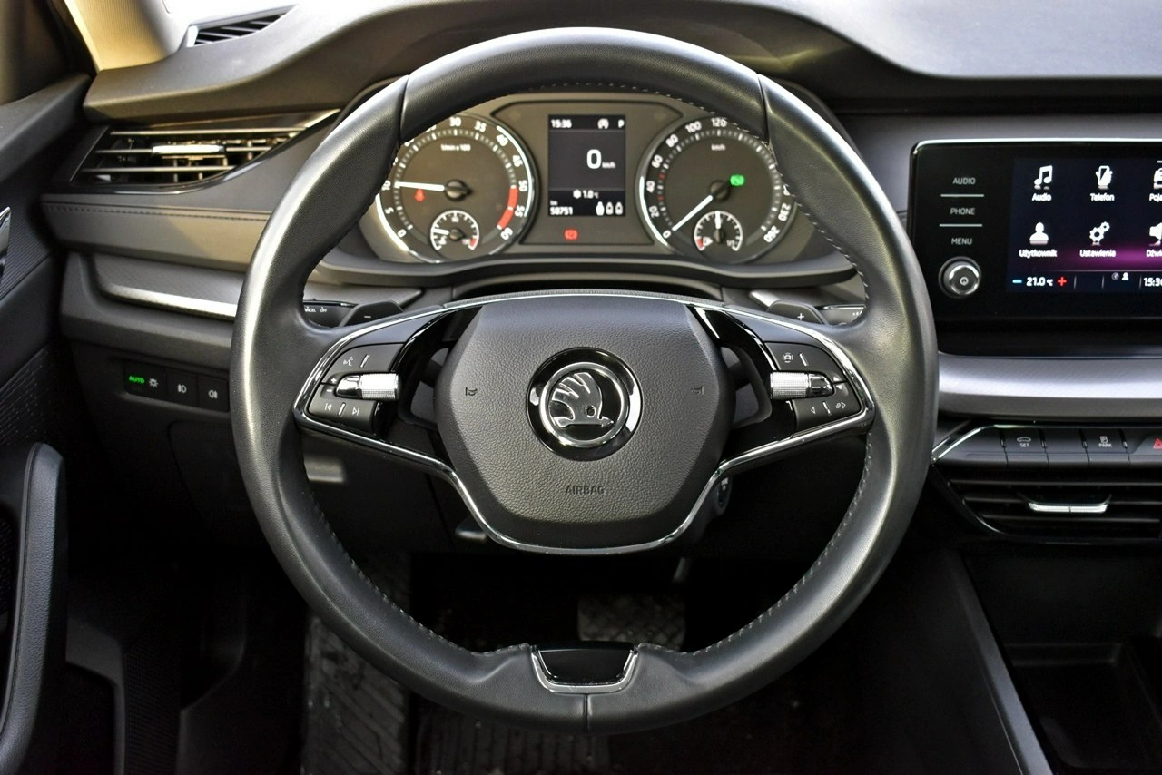Skoda Octavia - Zdjęcie 14