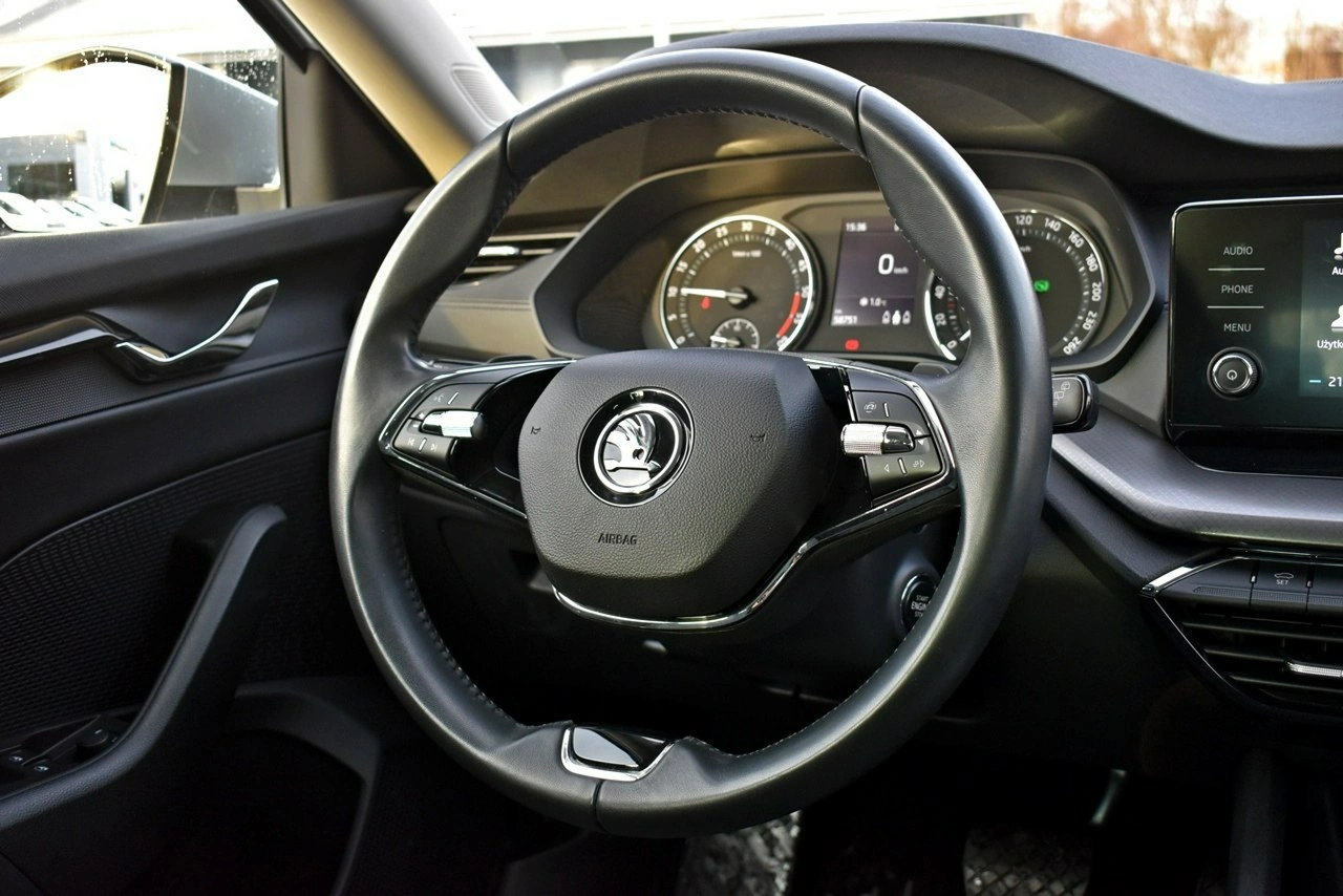 Skoda Octavia - Zdjęcie 17