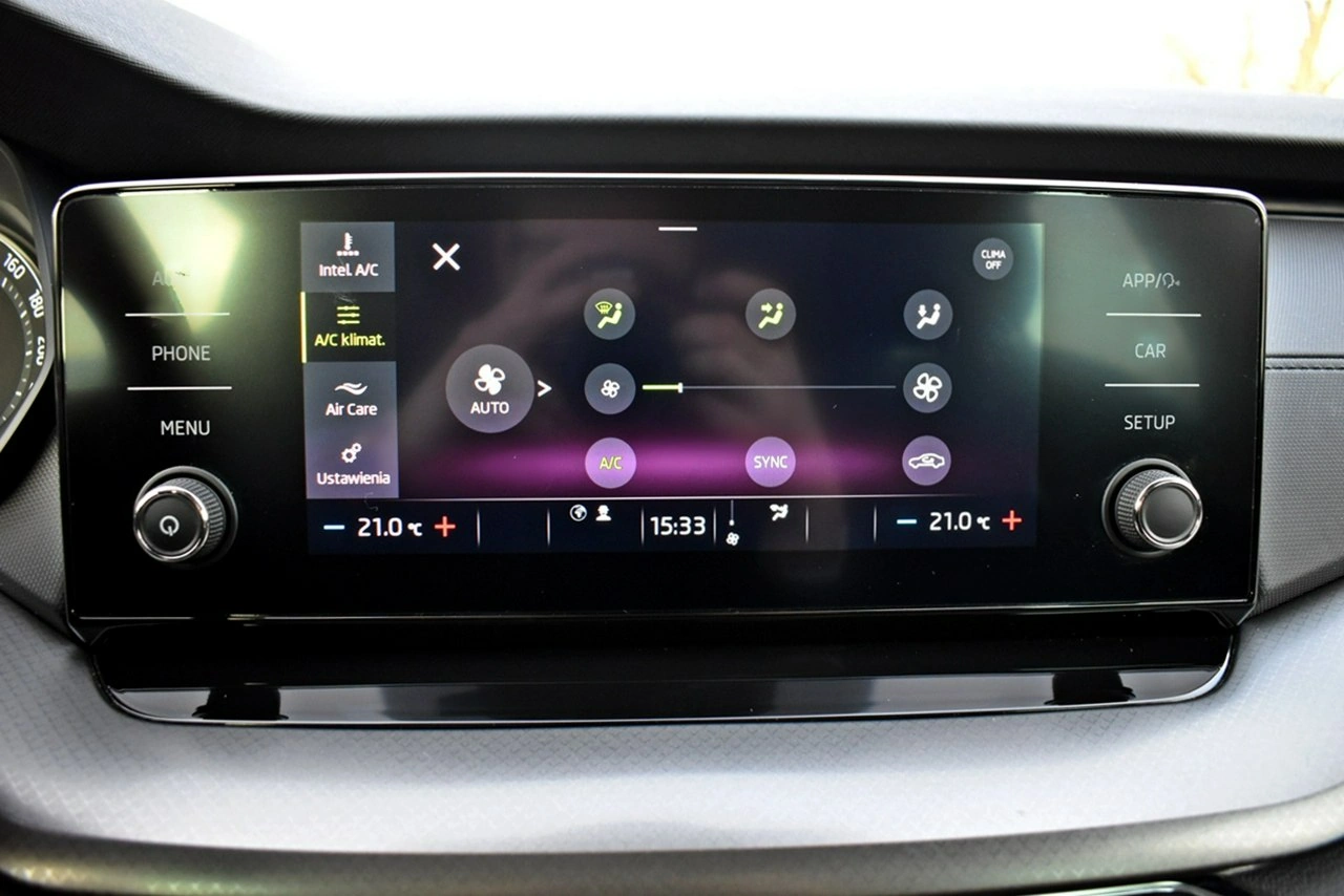 Skoda Octavia - Zdjęcie 22