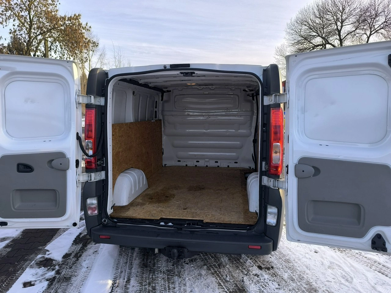 Nissan Primastar - Zdjęcie 25