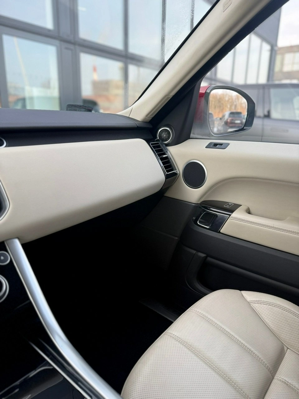 Land Rover Range Rover Sport - Zdjęcie 18