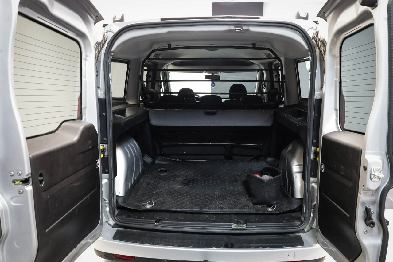 Opel Combo - Zdjęcie 11