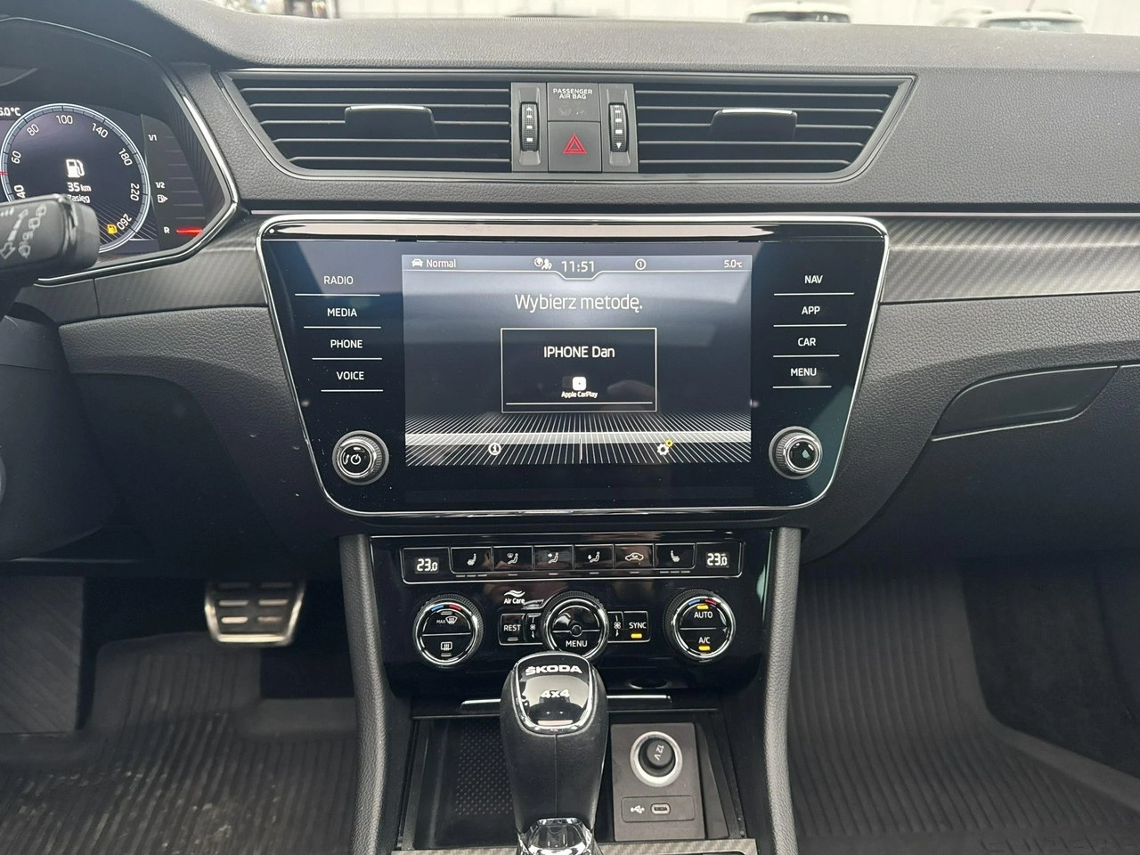 Skoda Superb - Zdjęcie 23