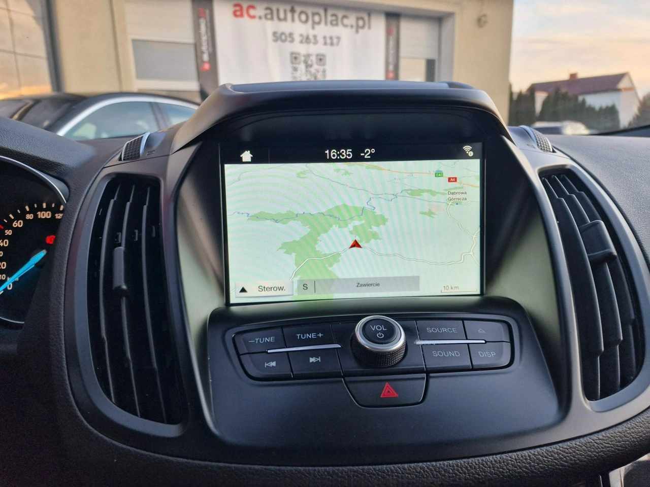 Ford Kuga - Zdjęcie 23