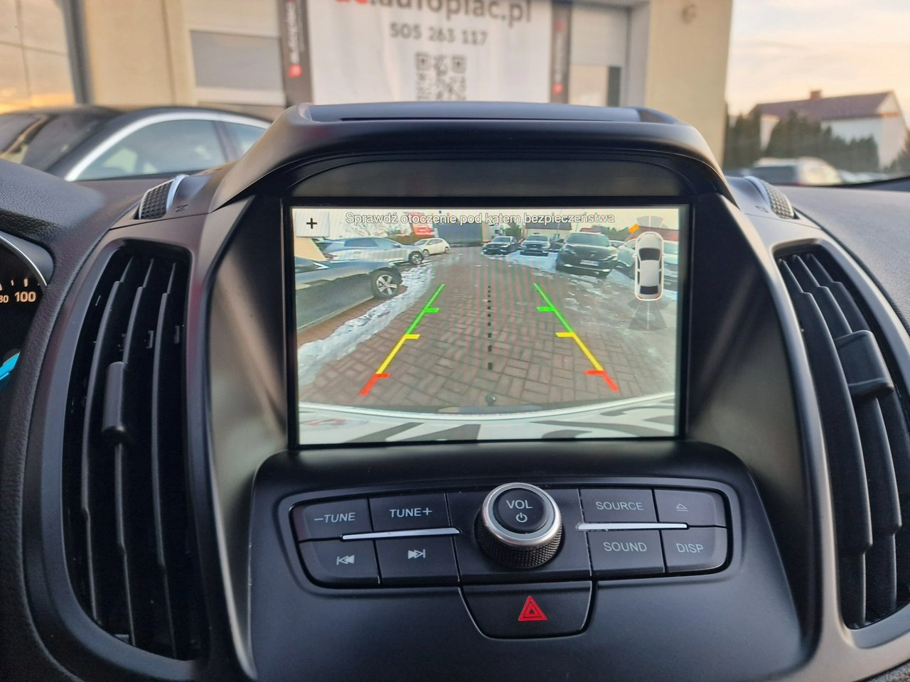 Ford Kuga - Zdjęcie 24