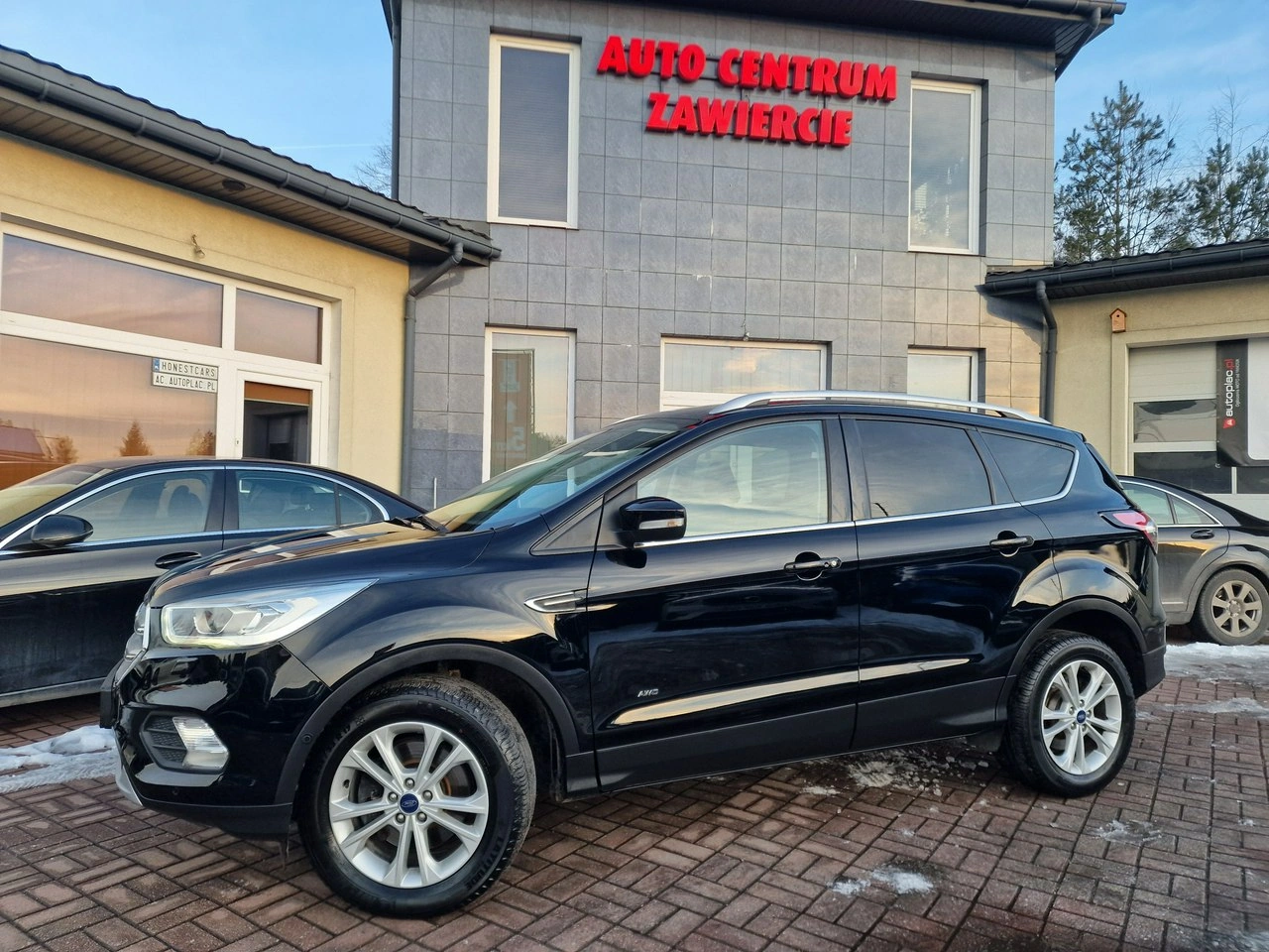 Ford Kuga - Zdjęcie 4