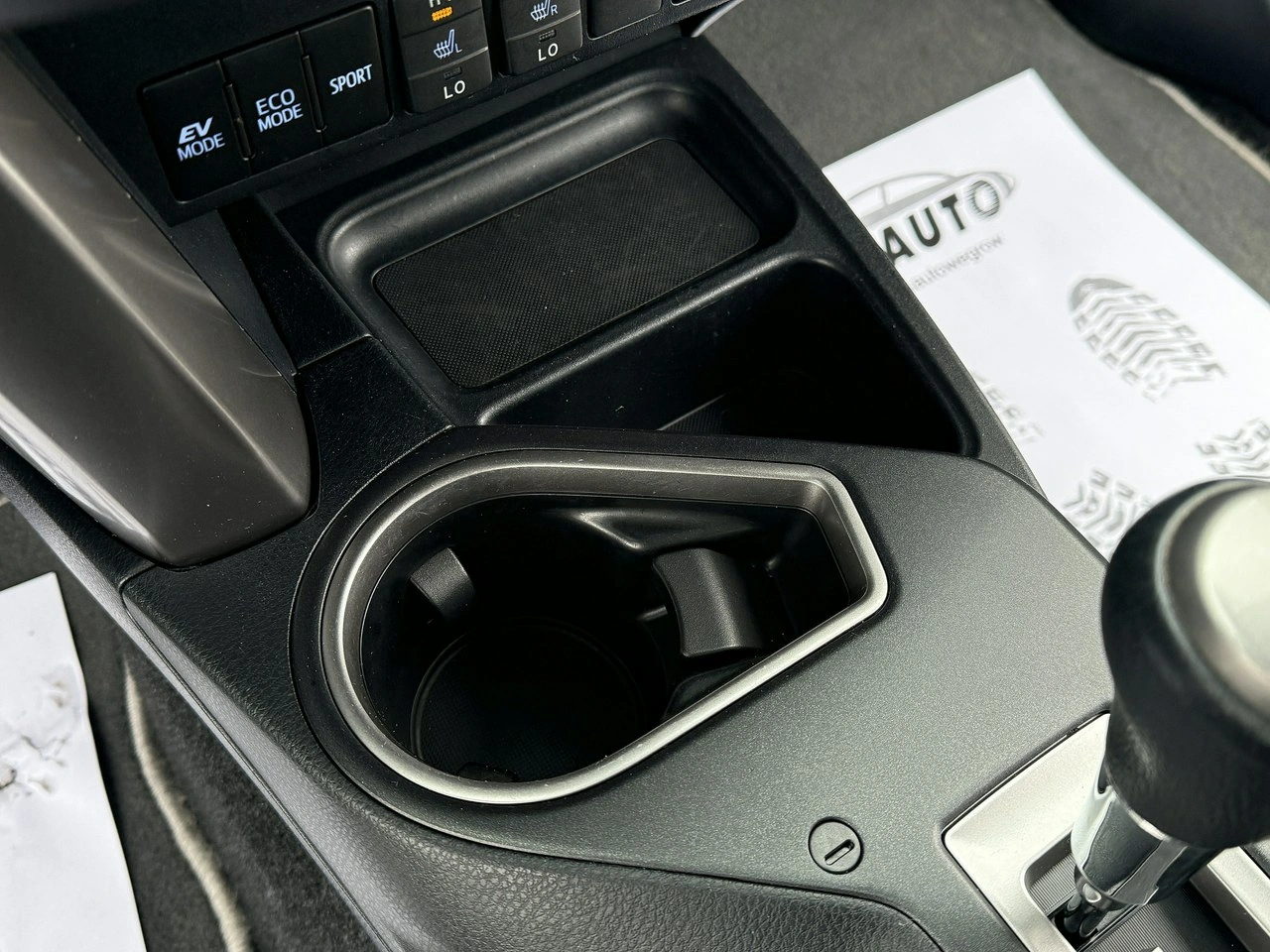 Toyota RAV-4 - Zdjęcie 21