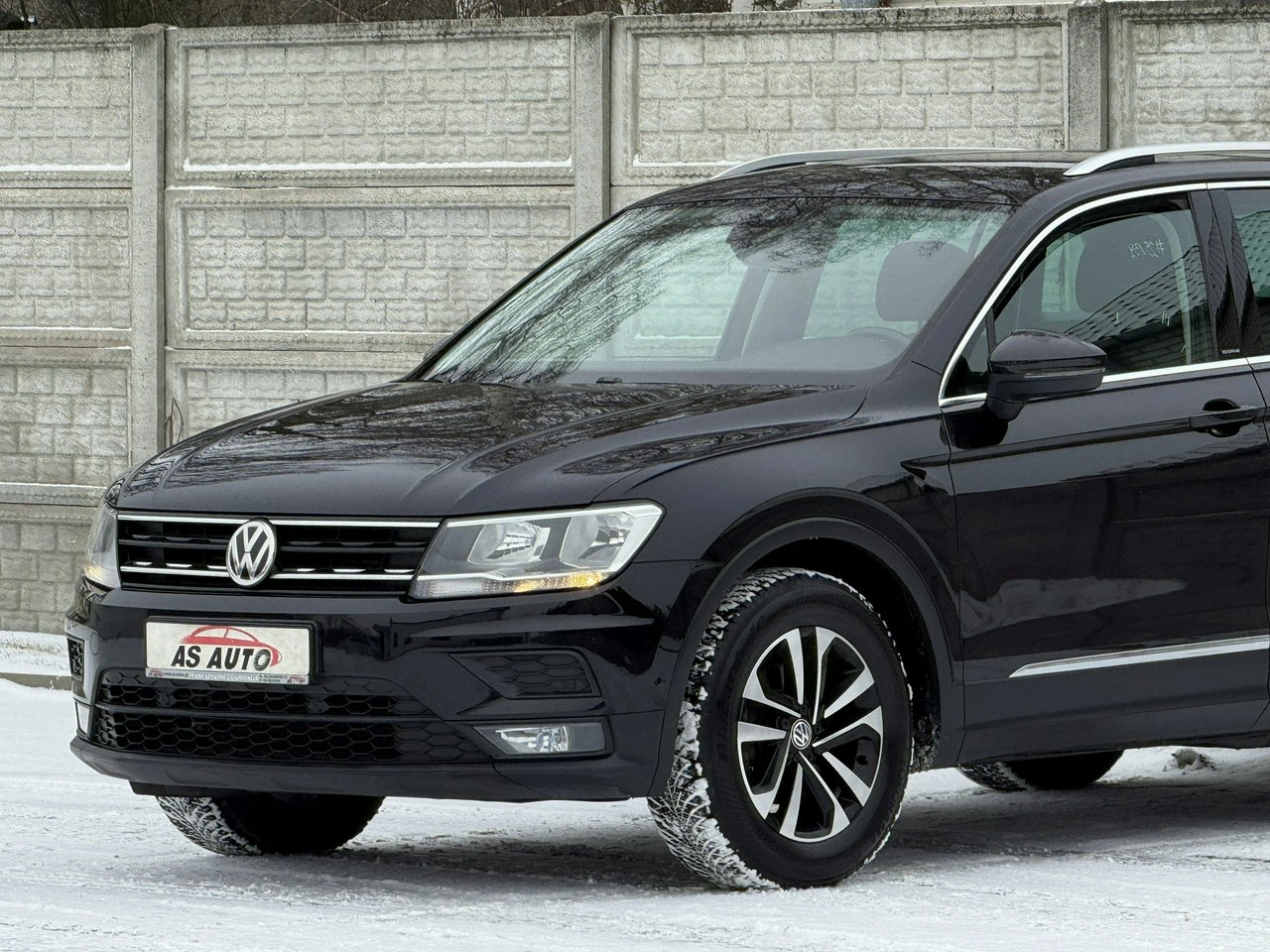Volkswagen Tiguan - Zdjęcie 30