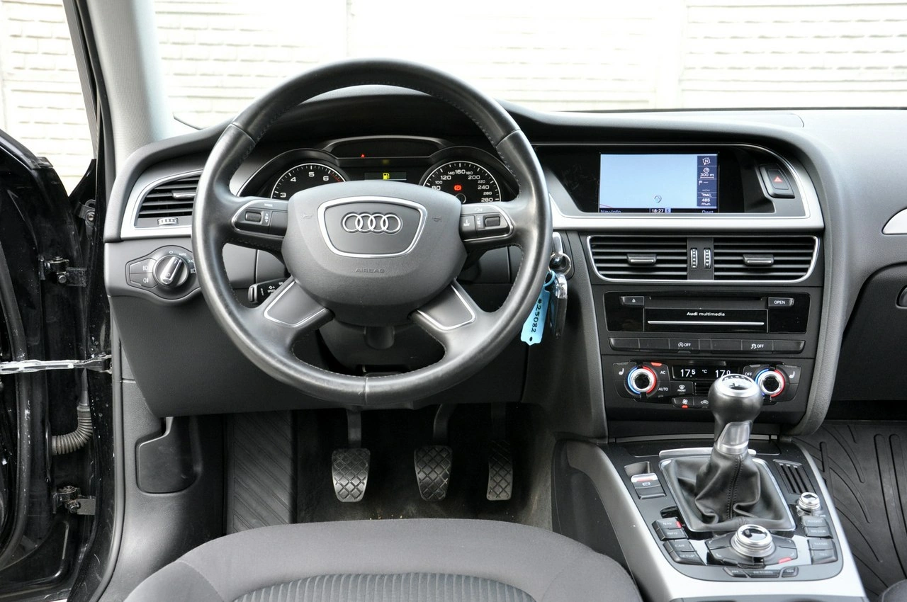 Audi A4 - Zdjęcie 4