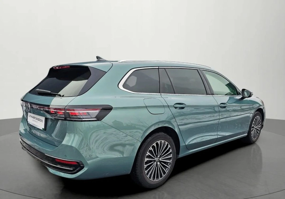 Volkswagen Passat Variant - Zdjęcie 9