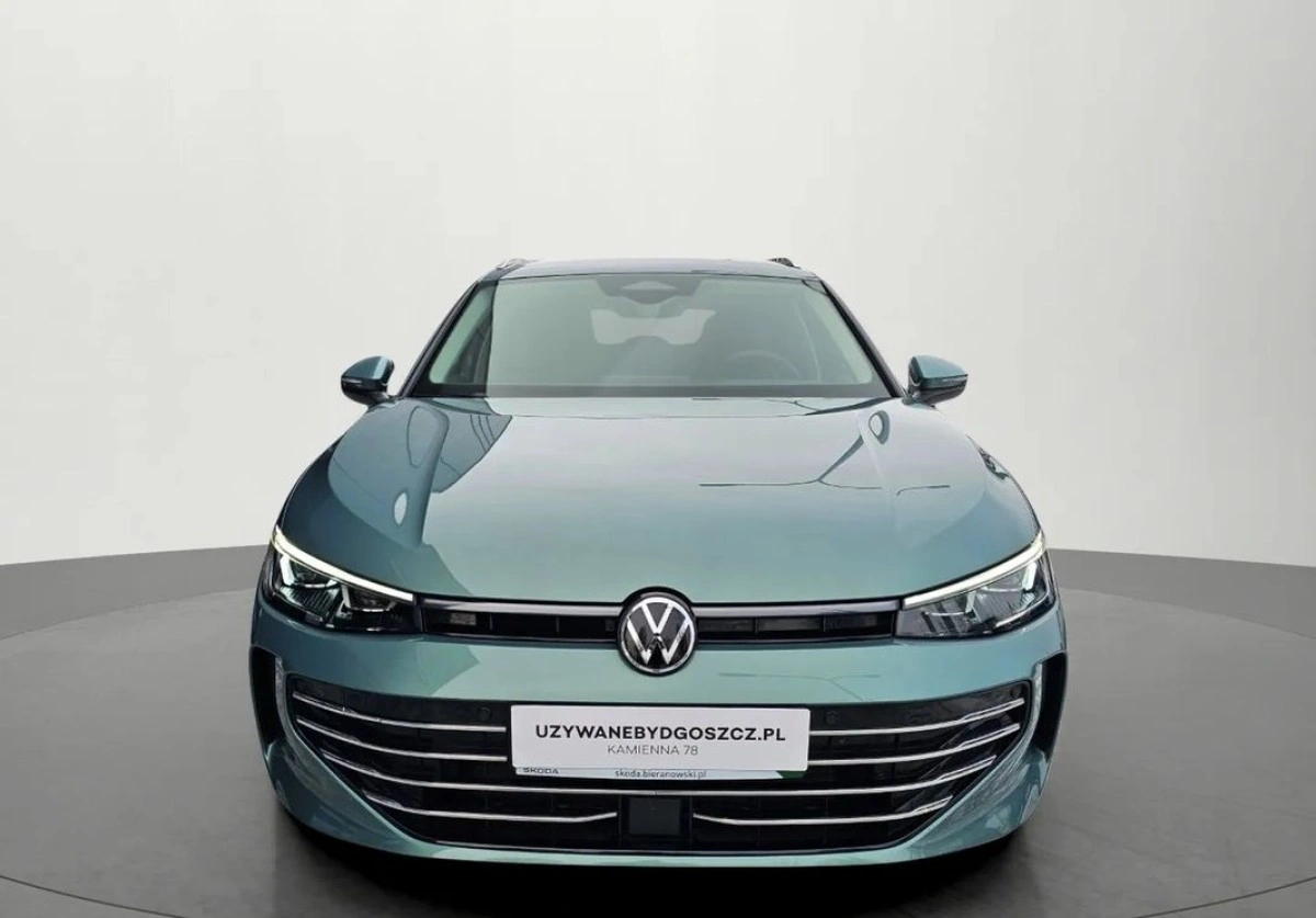 Volkswagen Passat Variant - Zdjęcie 11