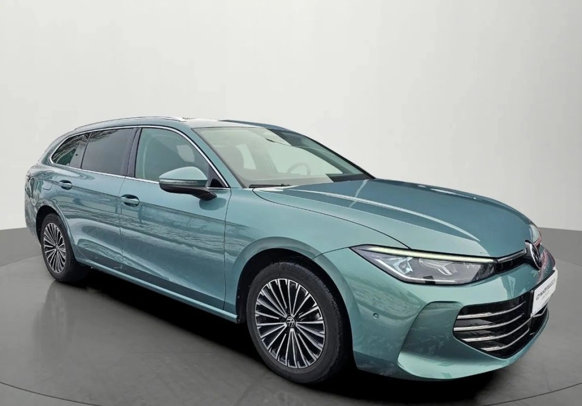 Volkswagen Passat Variant - Zdjęcie 13