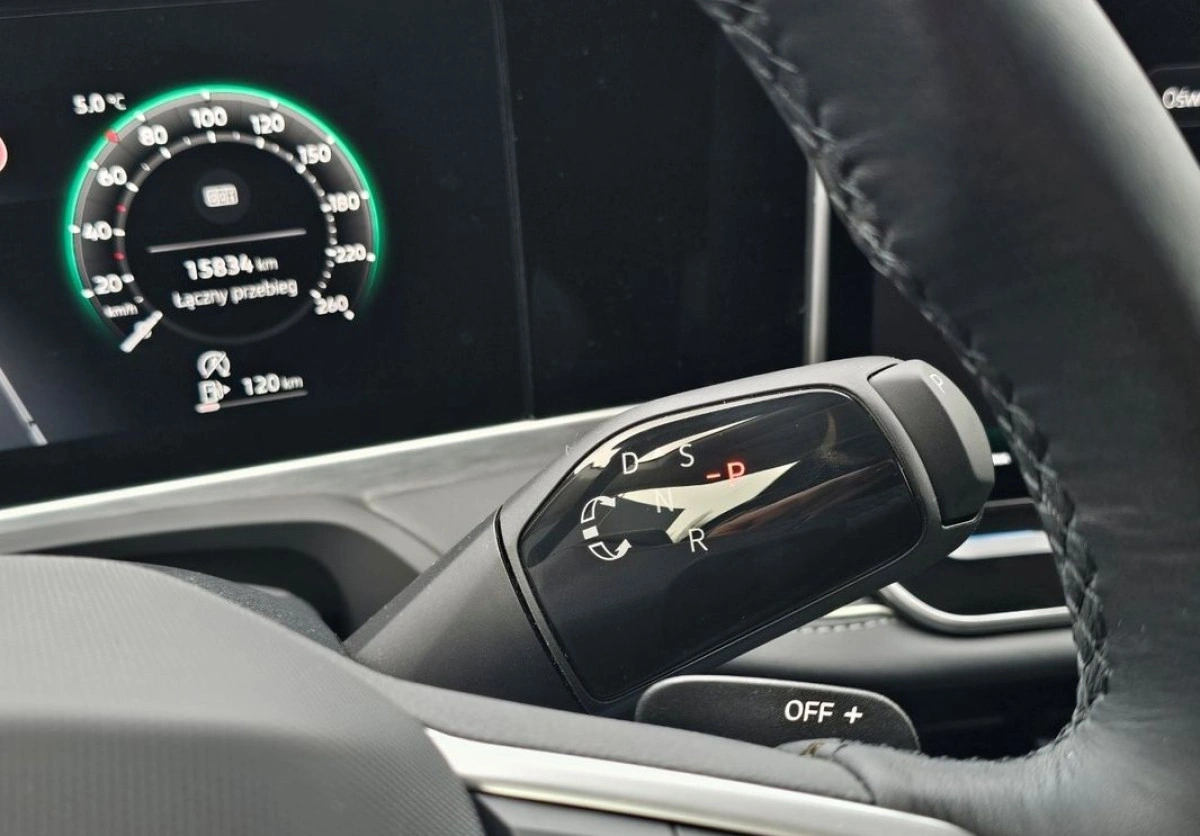 Volkswagen Passat Variant - Zdjęcie 25