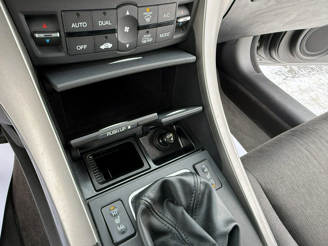 Honda Accord - Zdjęcie 17