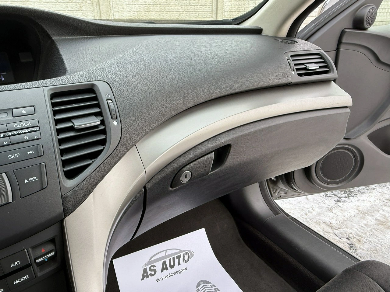 Honda Accord - Zdjęcie 18