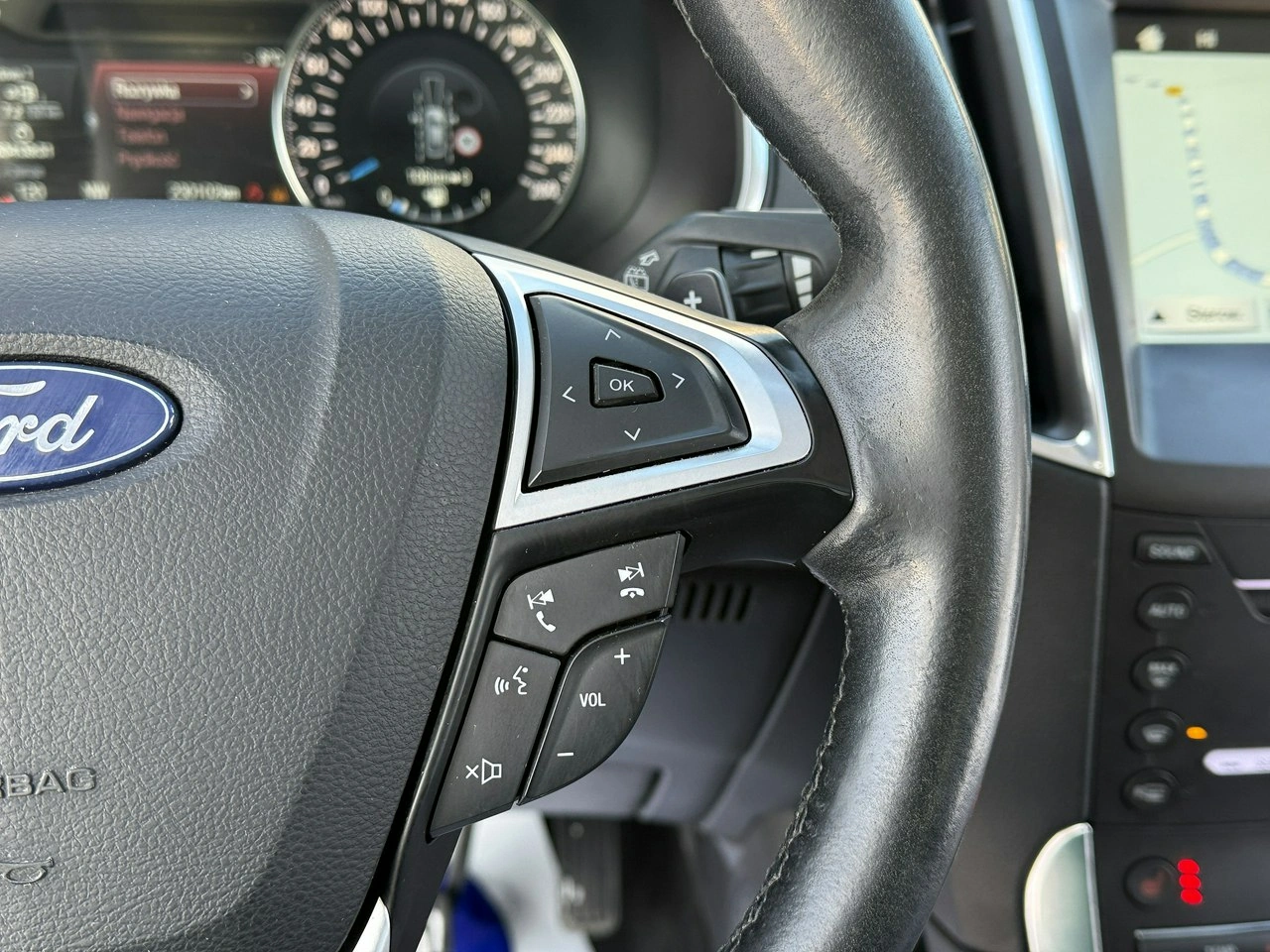 Ford Galaxy - Zdjęcie 24