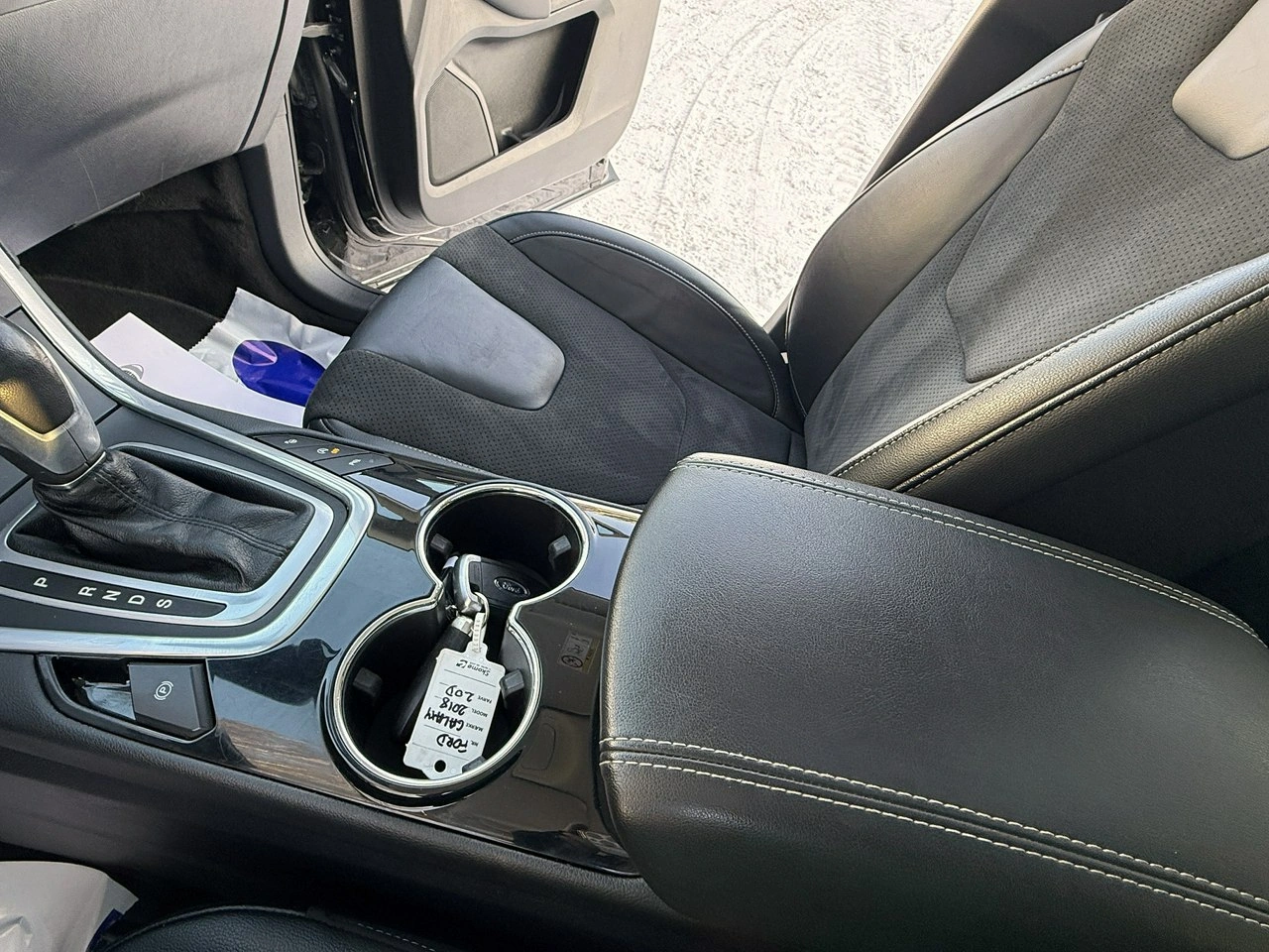 Ford Galaxy - Zdjęcie 27