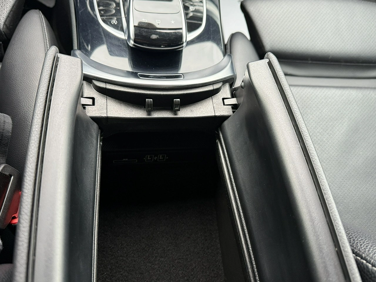 Mercedes C 200 - Zdjęcie 24