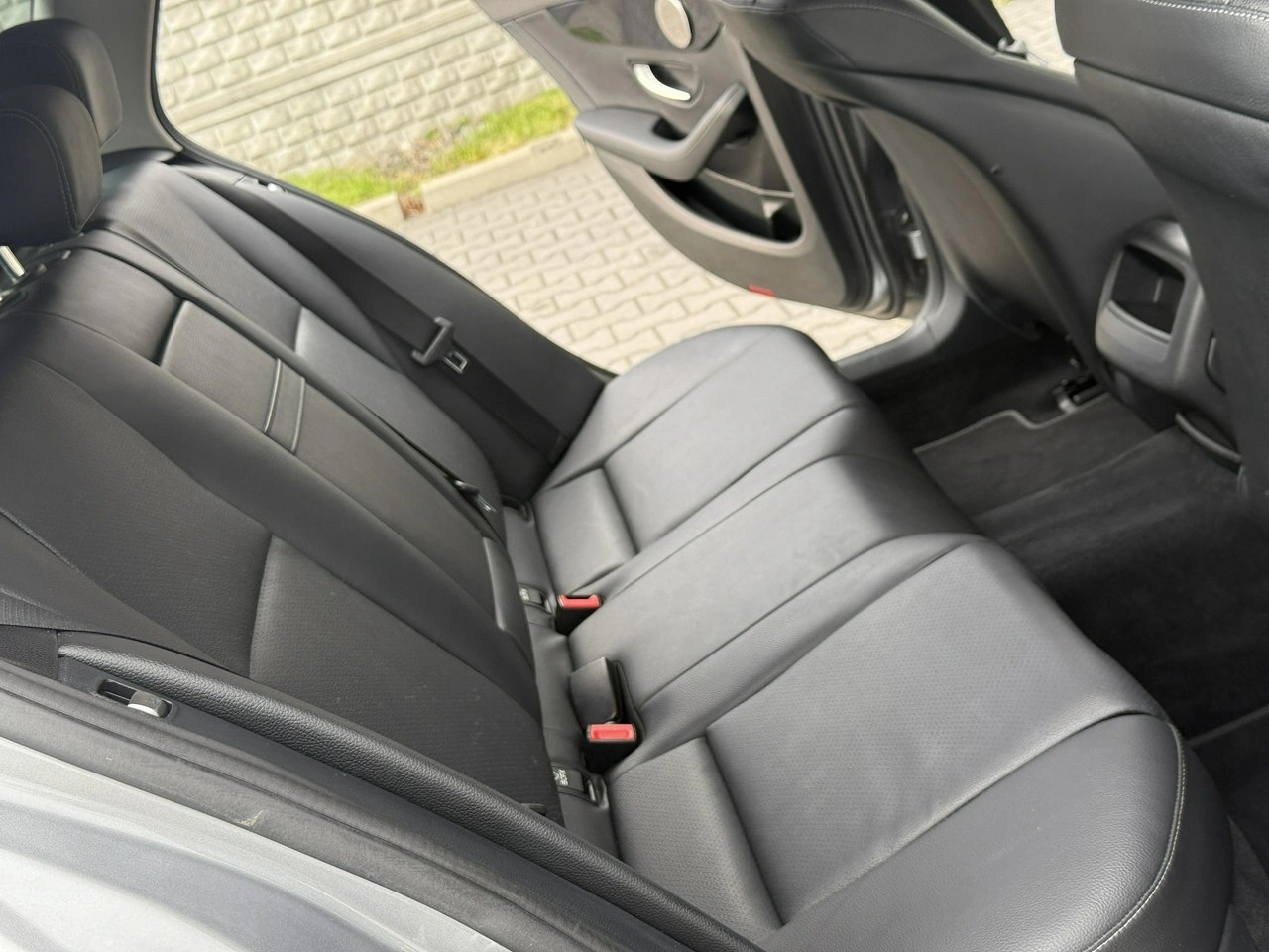 Mercedes C 200 - Zdjęcie 12