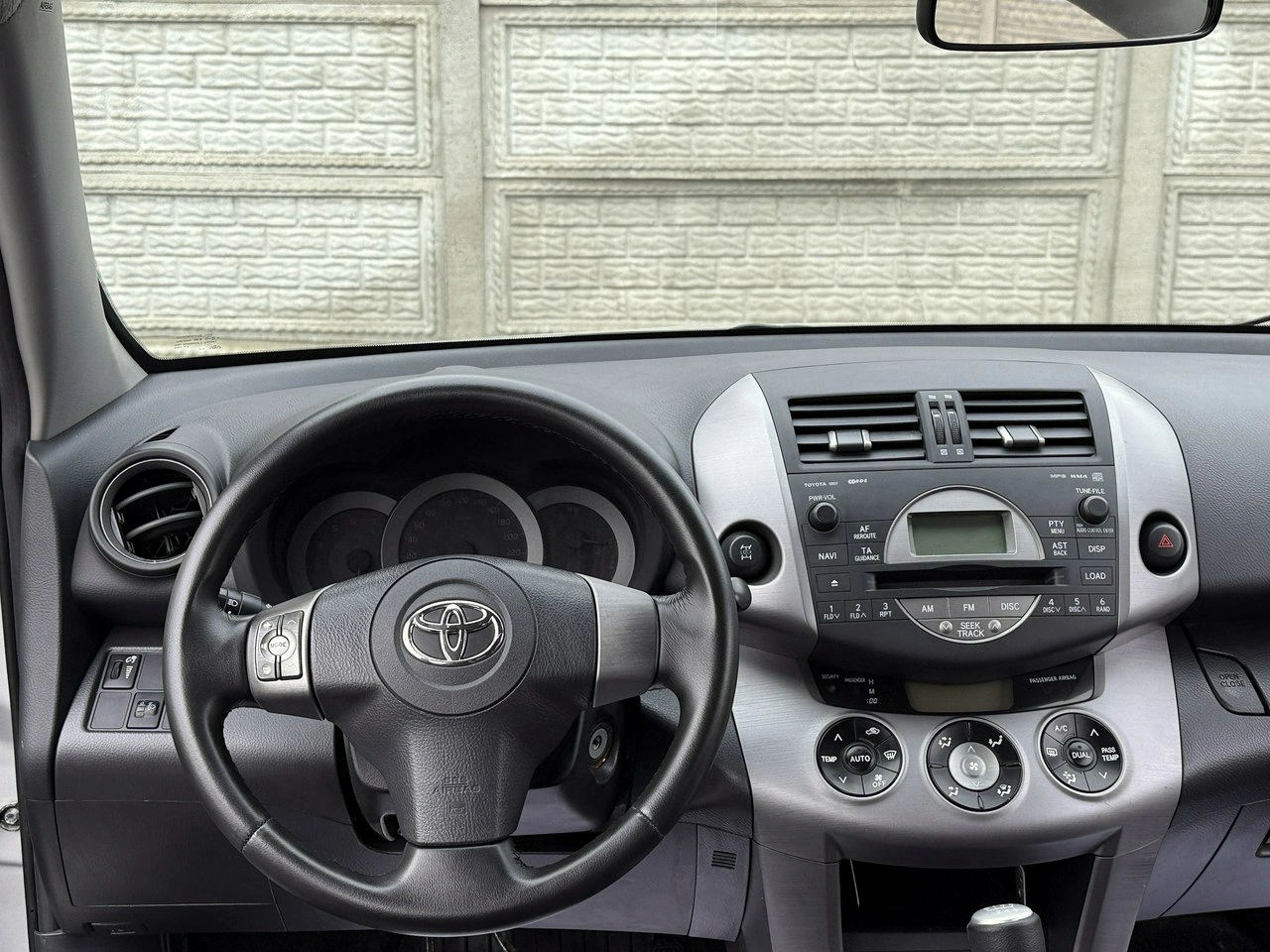 Toyota RAV-4 - Zdjęcie 32