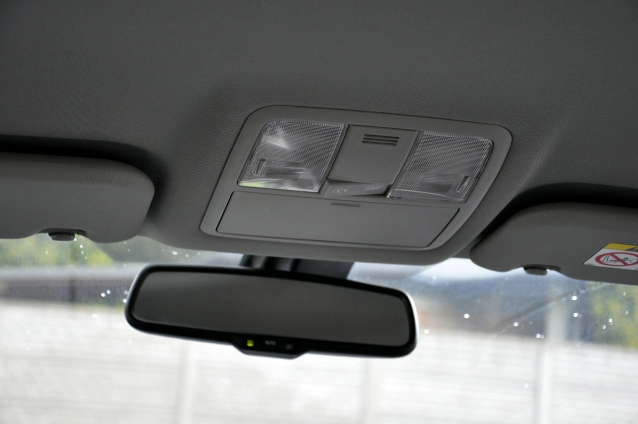 Toyota Avensis - Zdjęcie 11