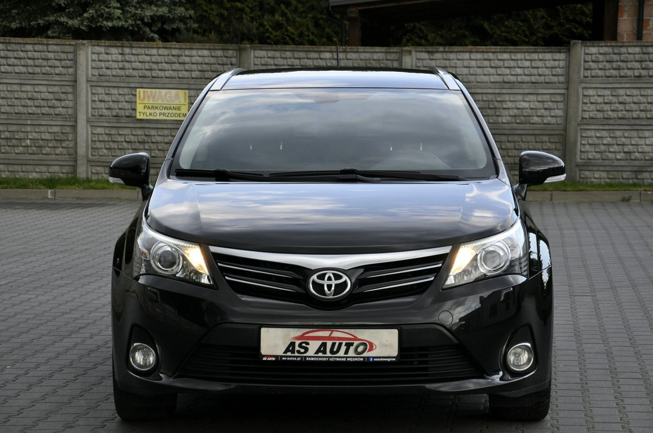 Toyota Avensis - Zdjęcie 23