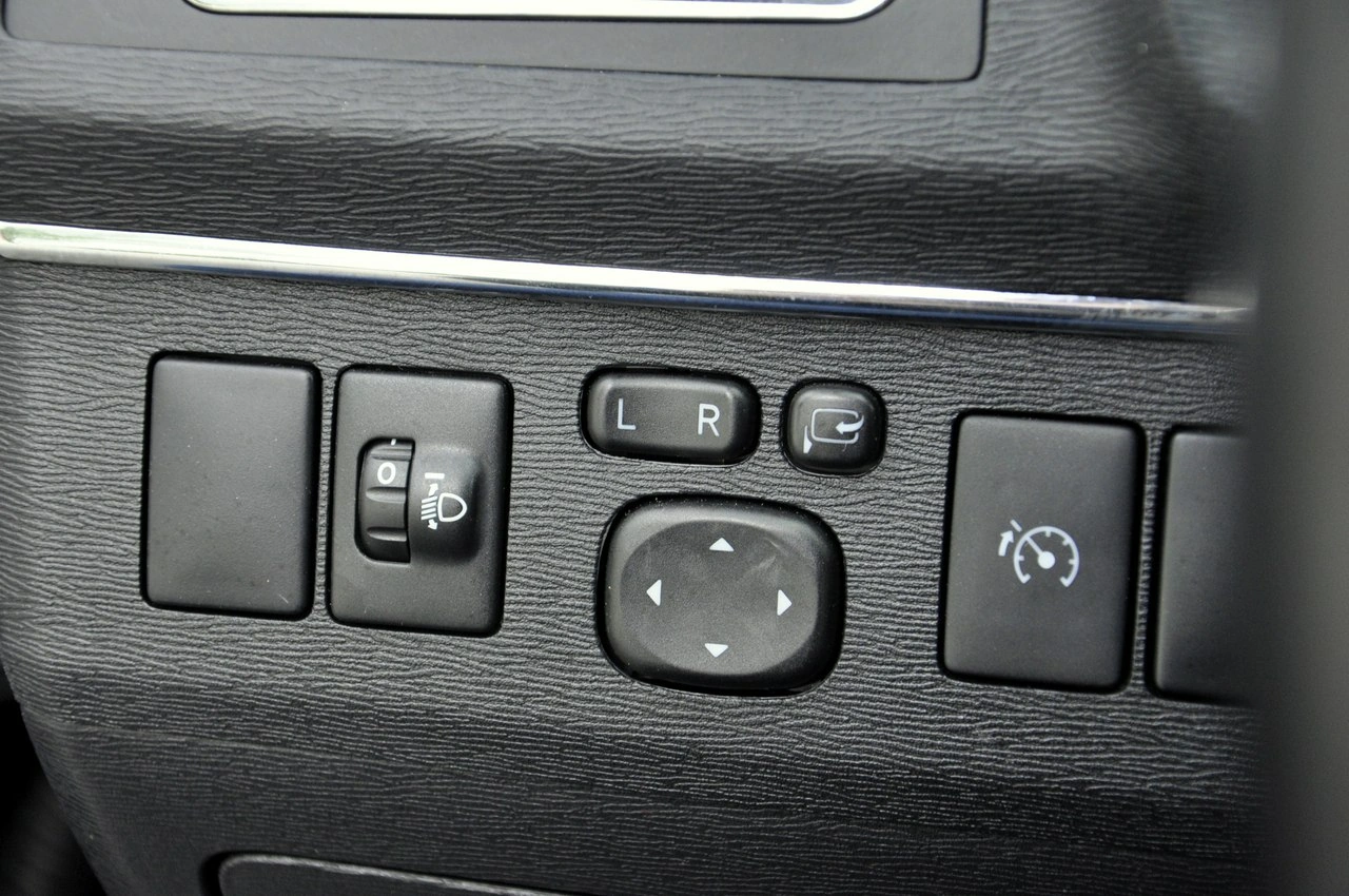 Toyota Avensis - Zdjęcie 41