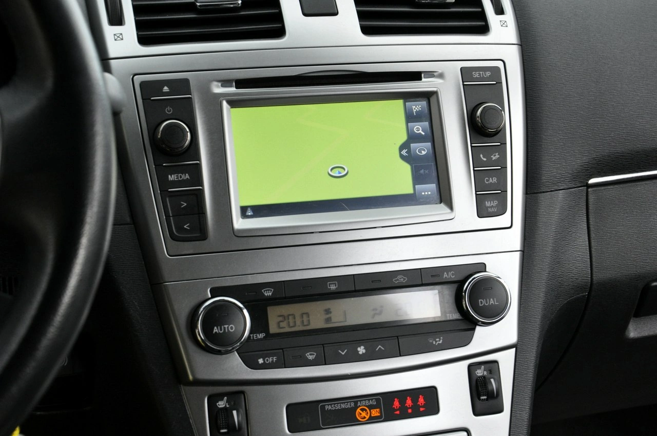 Toyota Avensis - Zdjęcie 5