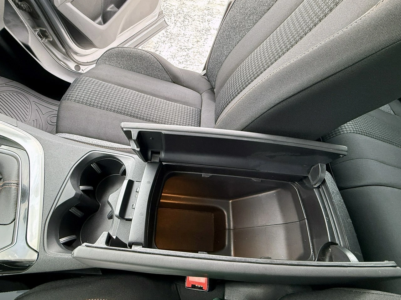 Peugeot 3008 - Zdjęcie 63