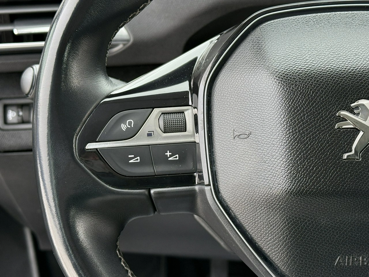 Peugeot 3008 - Zdjęcie 8